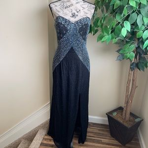 Cassandra Stone Embellished Beaded Strapless Floor Length Silk Gown Black Sz 12